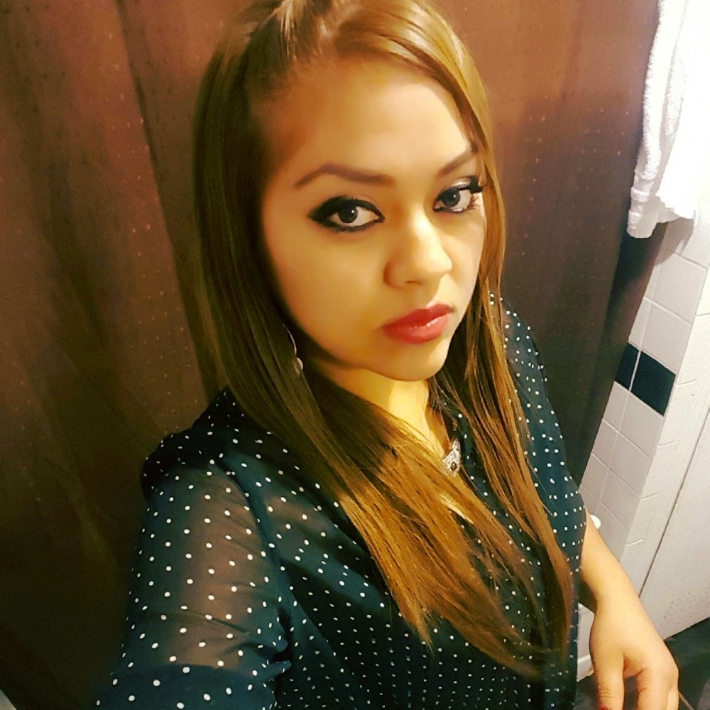 Meet your Posher, Yuliana